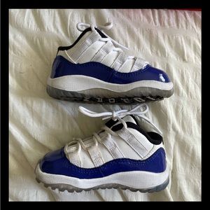 Air Jordan 11 retro low TF concord